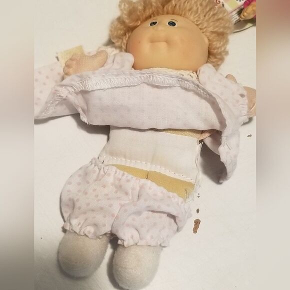 Vintage Cabbage Patch Kids Lot Mini Vintage Doll Figurines from the  197… - Picture 17 of 17